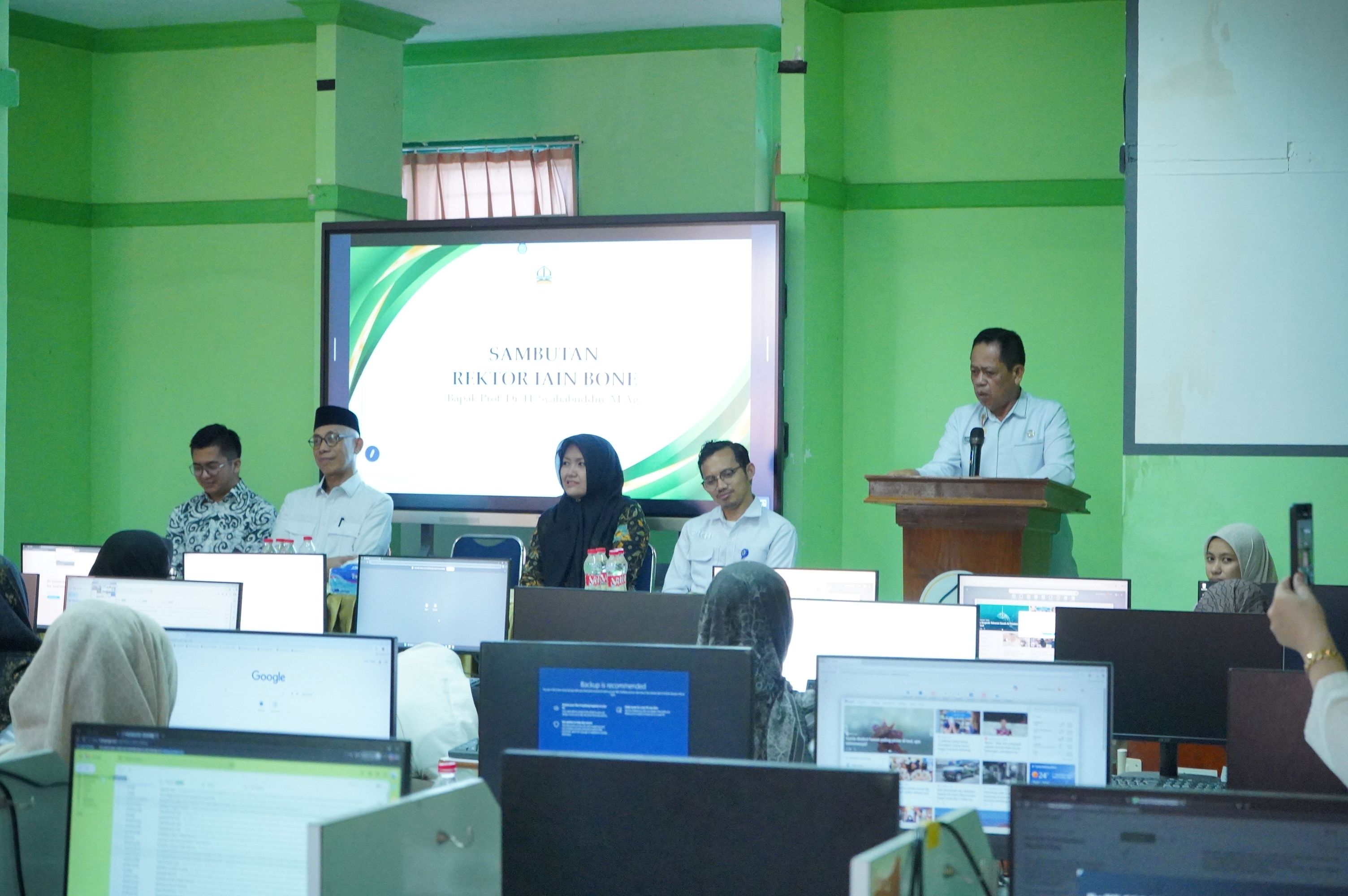 37 Tenaga Kependidikan IAIN Bone Ikuti Penilaian Kompetensi PNS
