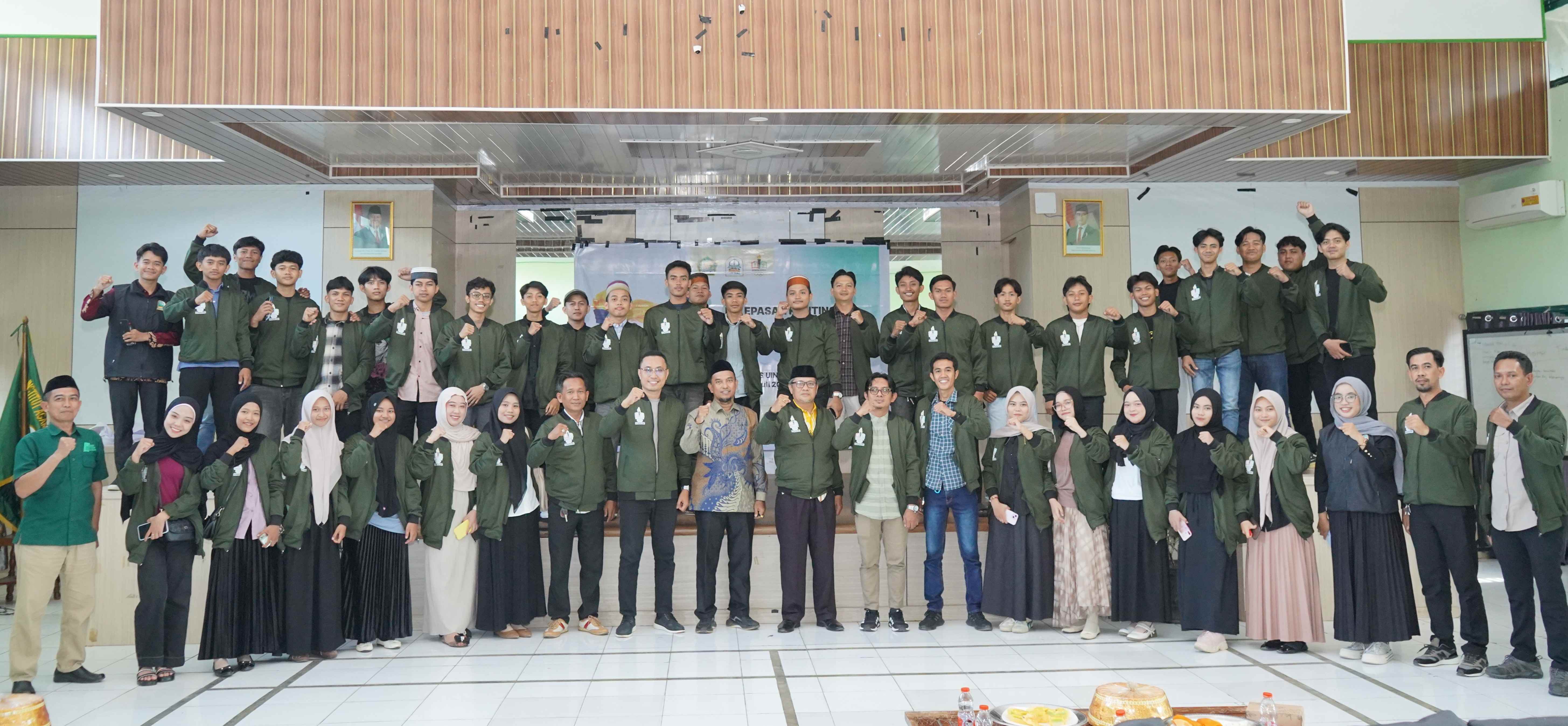 Bawa Misi Juara! IAIN Bone Lepas 39 Delegasi ke POROS INTIM IV Palu dan SeIBa International Festival Padang 