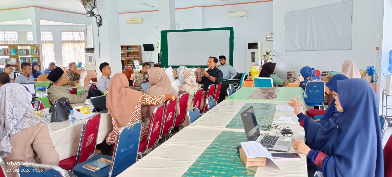 Workshop Perpustakaan IAIN Bone Bahas Peran Manusia di Era AI